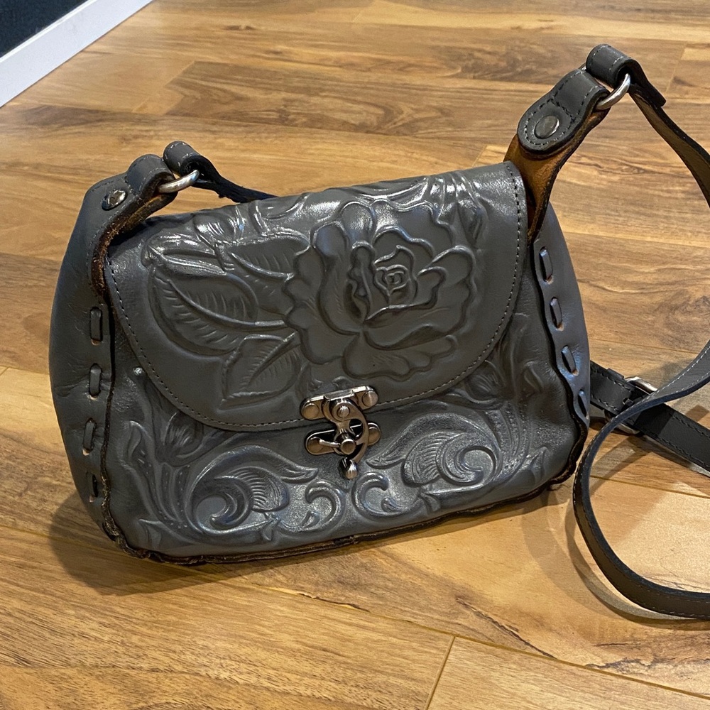 NWOT Patricia Nash Lucia Tooled Leather Crossbody Bag